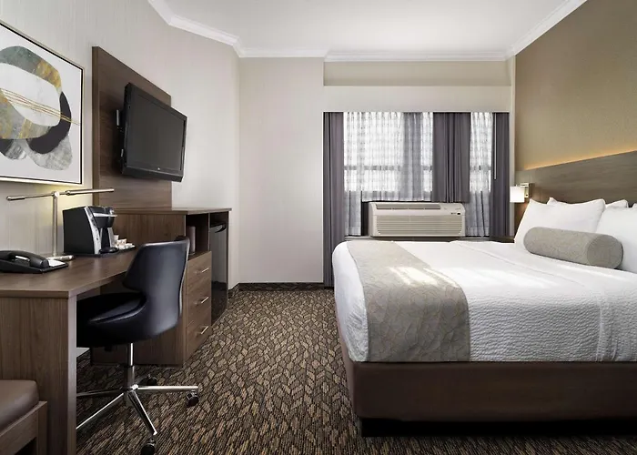 Best Western Plus Carlton Plaza Hotel