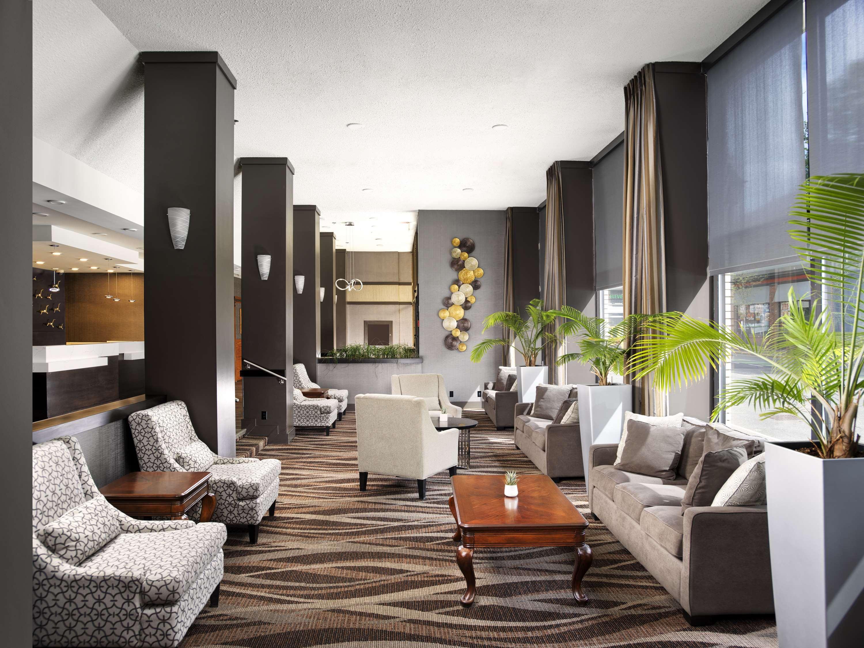Western Carlton Plaza 3*