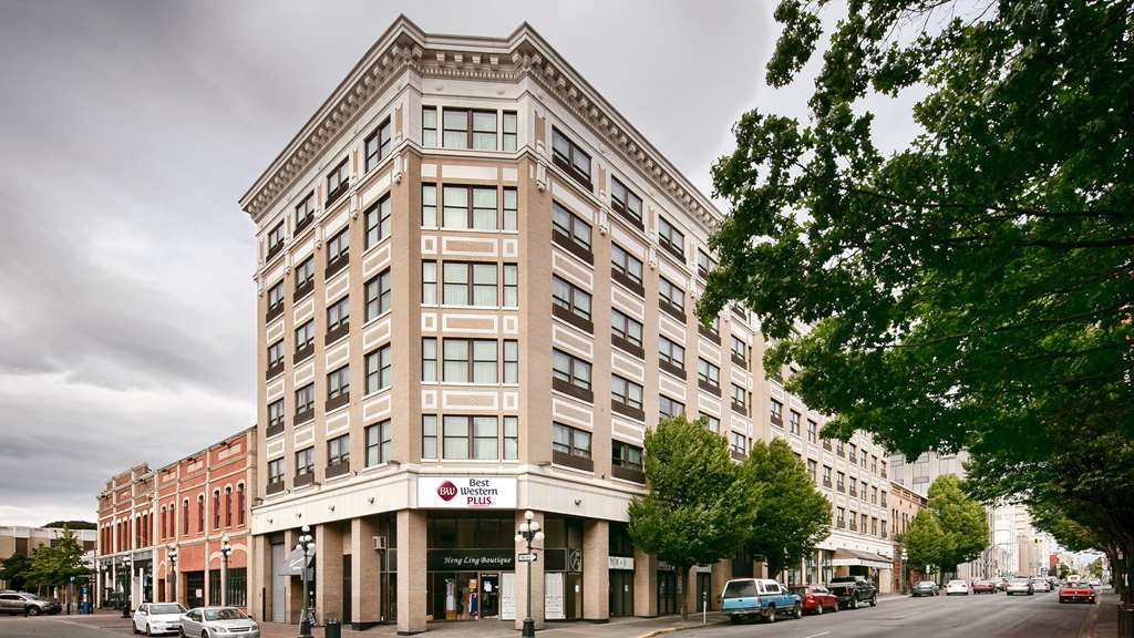 Western Carlton Plaza Victoria