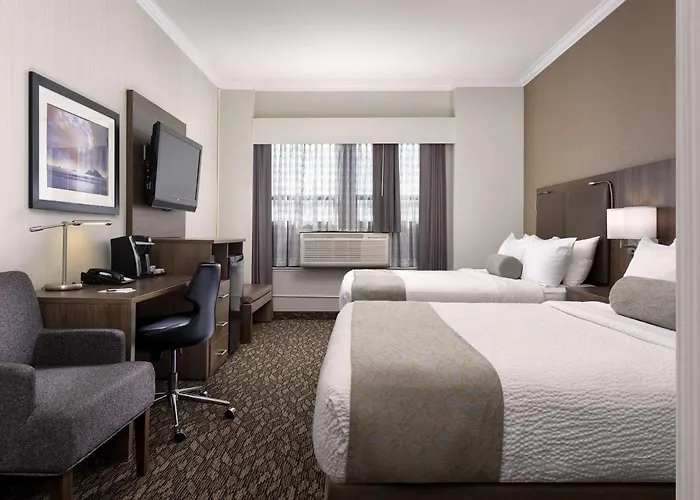 Best Western Plus Carlton Plaza Hotel