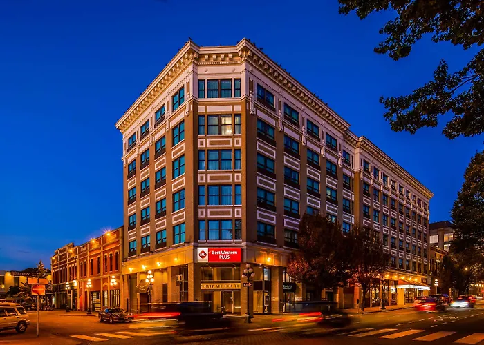 Best Western Plus Carlton Plaza Hotel
