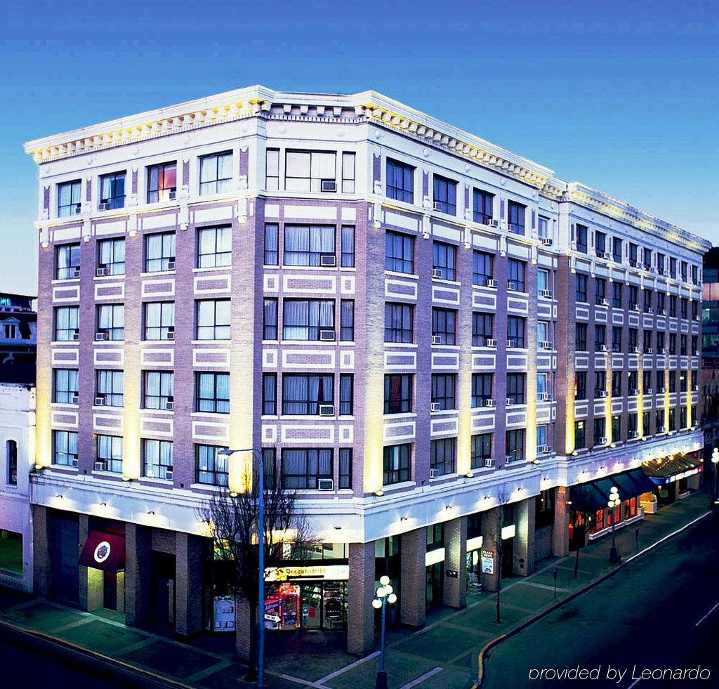 Western Carlton Plaza 3*