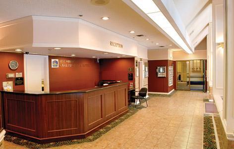 Western Carlton Plaza Hotel